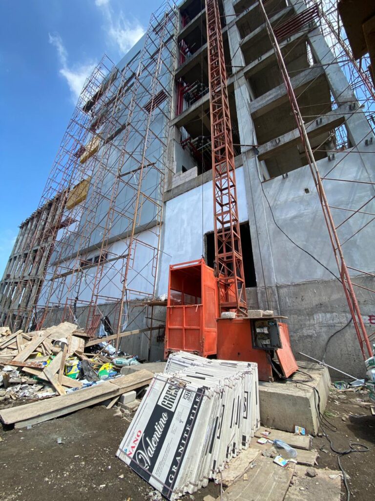 Sewa Lift Barang Bali
